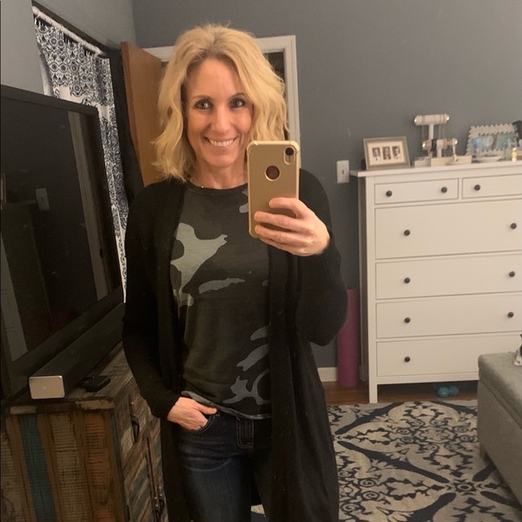 Meet your Posher, Andi - Picture 7 of 16